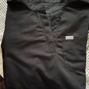 Figs Maternity scrub top